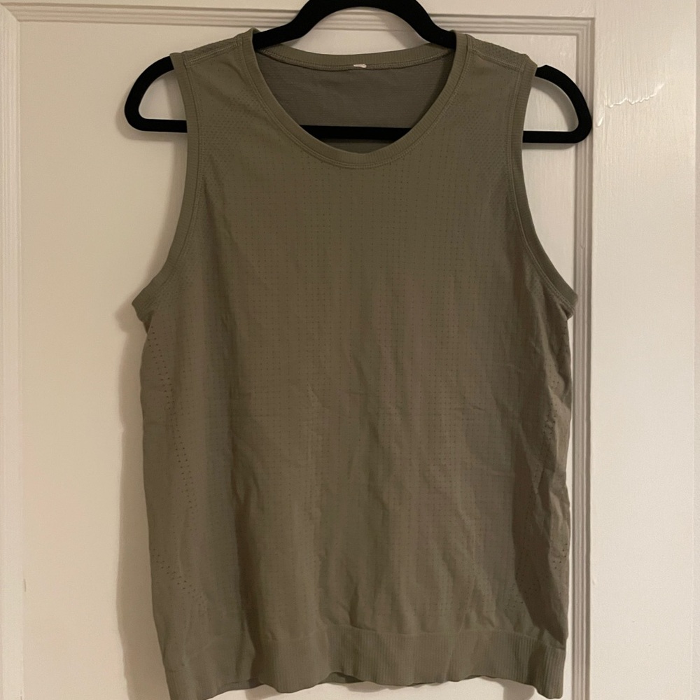 Athleta in Motion Olive Green Sleeveless Women's Top